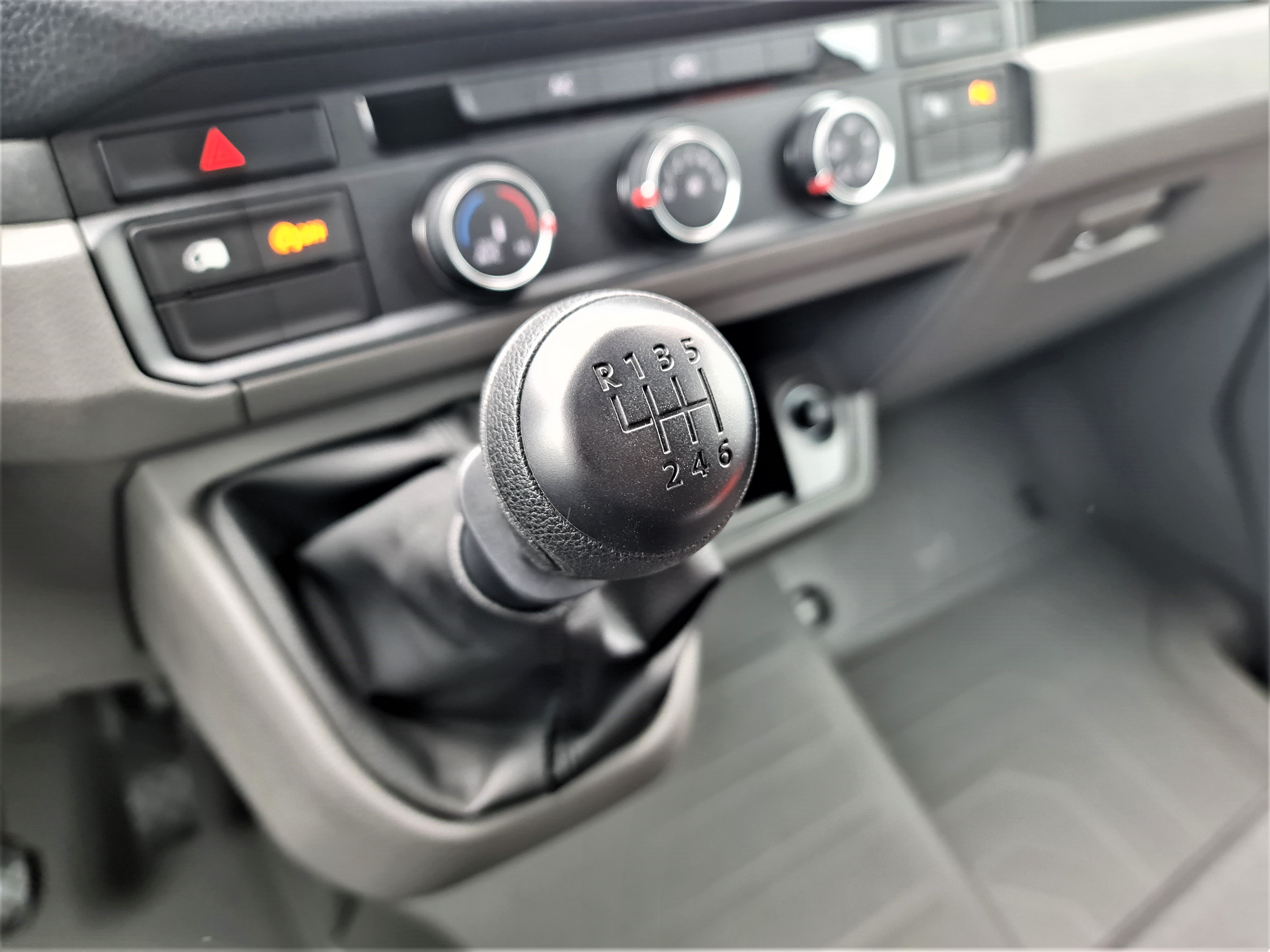 19-688c7b259e55a.jpg