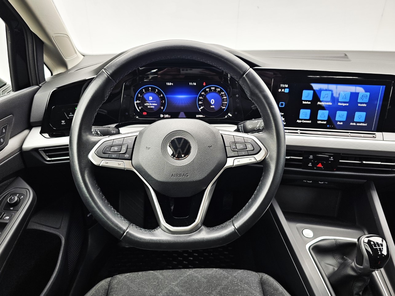 7-Vlastni-68e90eca7109c.jpg