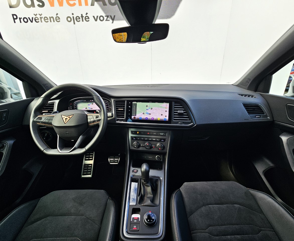 8-Vlastni-68f60d9e79c6a.jpg