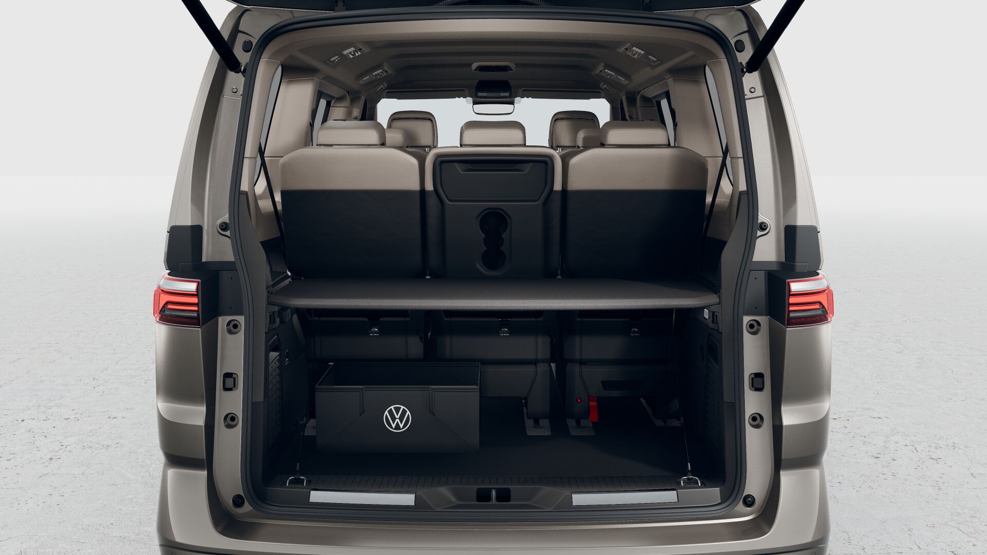 trunk-51-6ad0a78388831.jpg